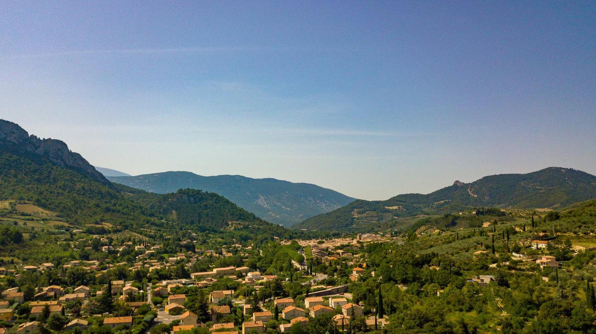La Fontaine D'Annibal Hotel Buis-les-Baronnies Exterior photo